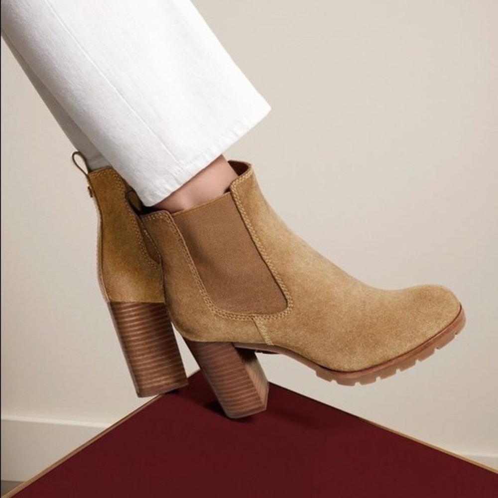 Tory Burch Boots